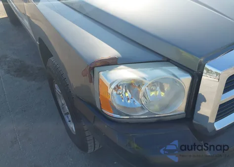 2005 Dodge Dakota Slt z USA, uszkodzony, nr VIN 1D7HE42K85S314880